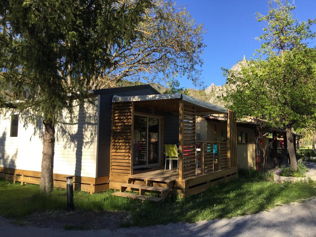 Camping Frederic Mistral Castellane Dış mekan fotoğraf